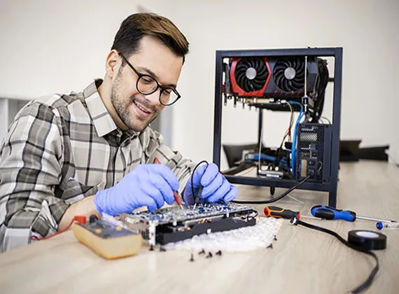 Técnico en Soporte y Mantenimiento de Computadoras